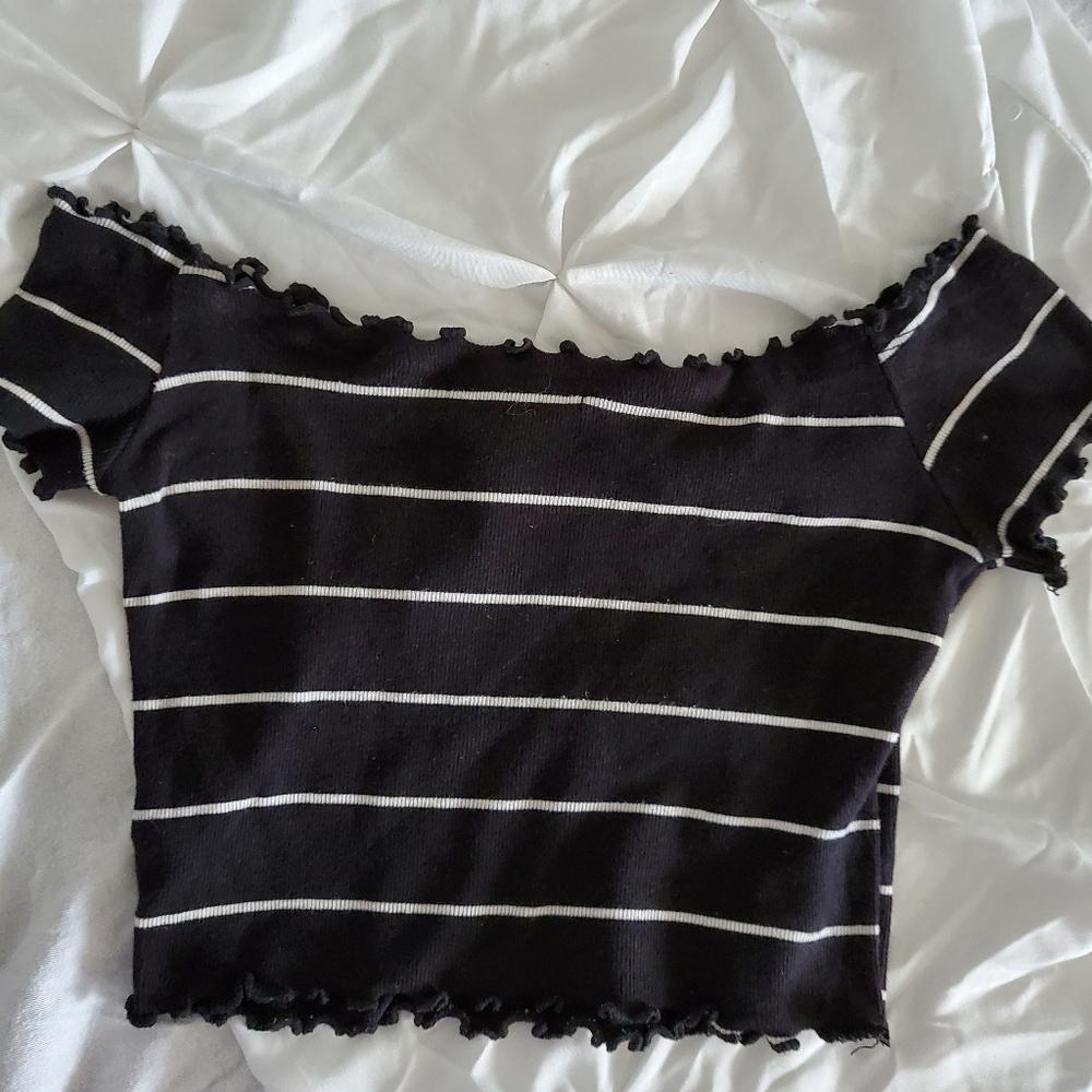 black Off Shoulder - Picture 3 of 3